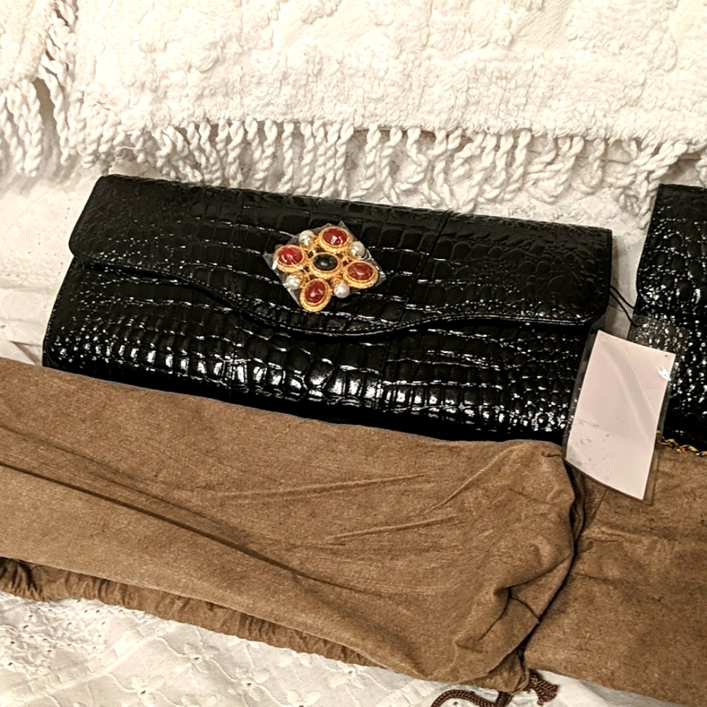 NWT black clutch